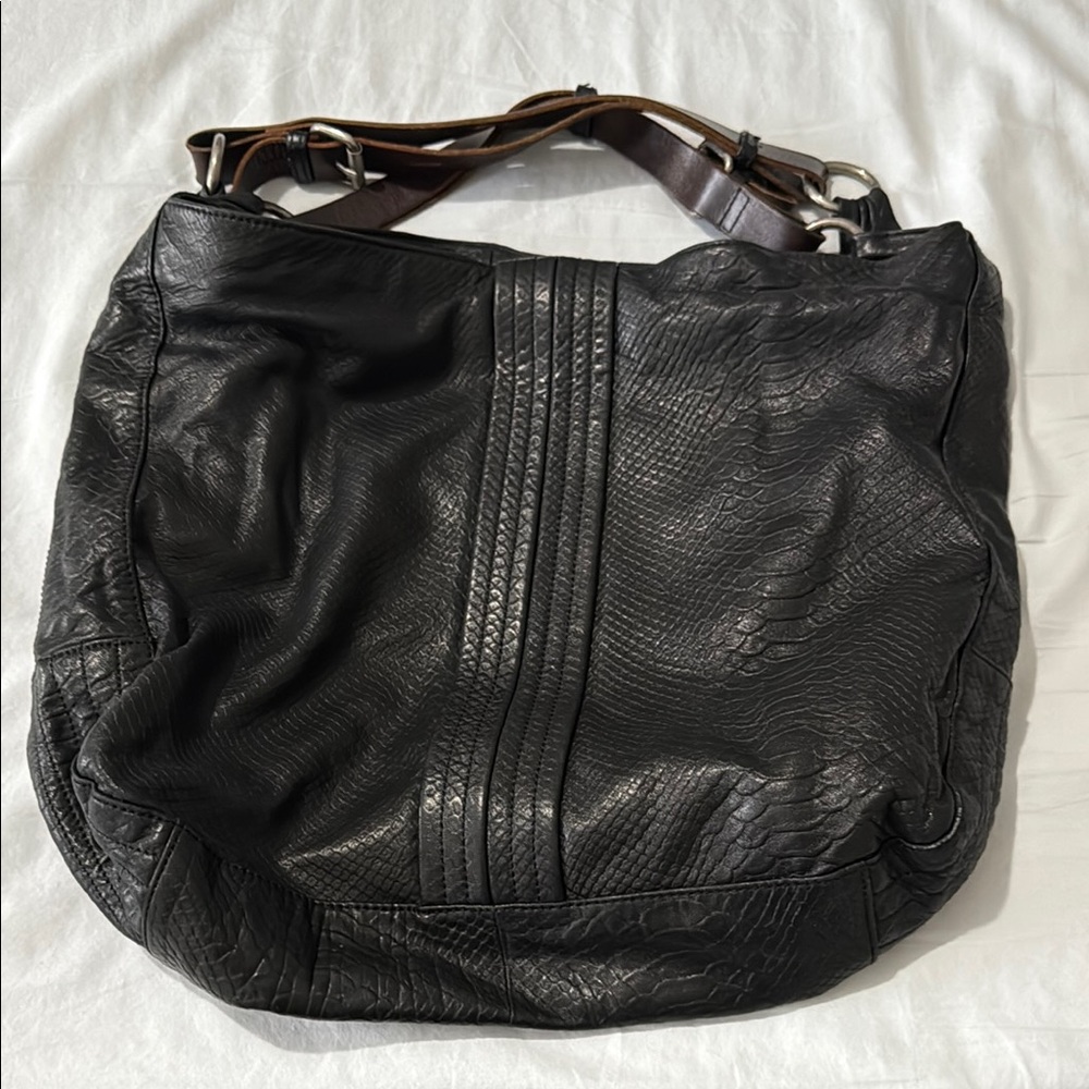 Elegant Black Travel Bag